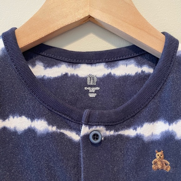 Baby Gap Tie Dye One-piece Romper Tank Navy size 18-24 months Gently Used - Picture 4 of 6